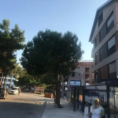 Moonhill Homes 아파트 디딤